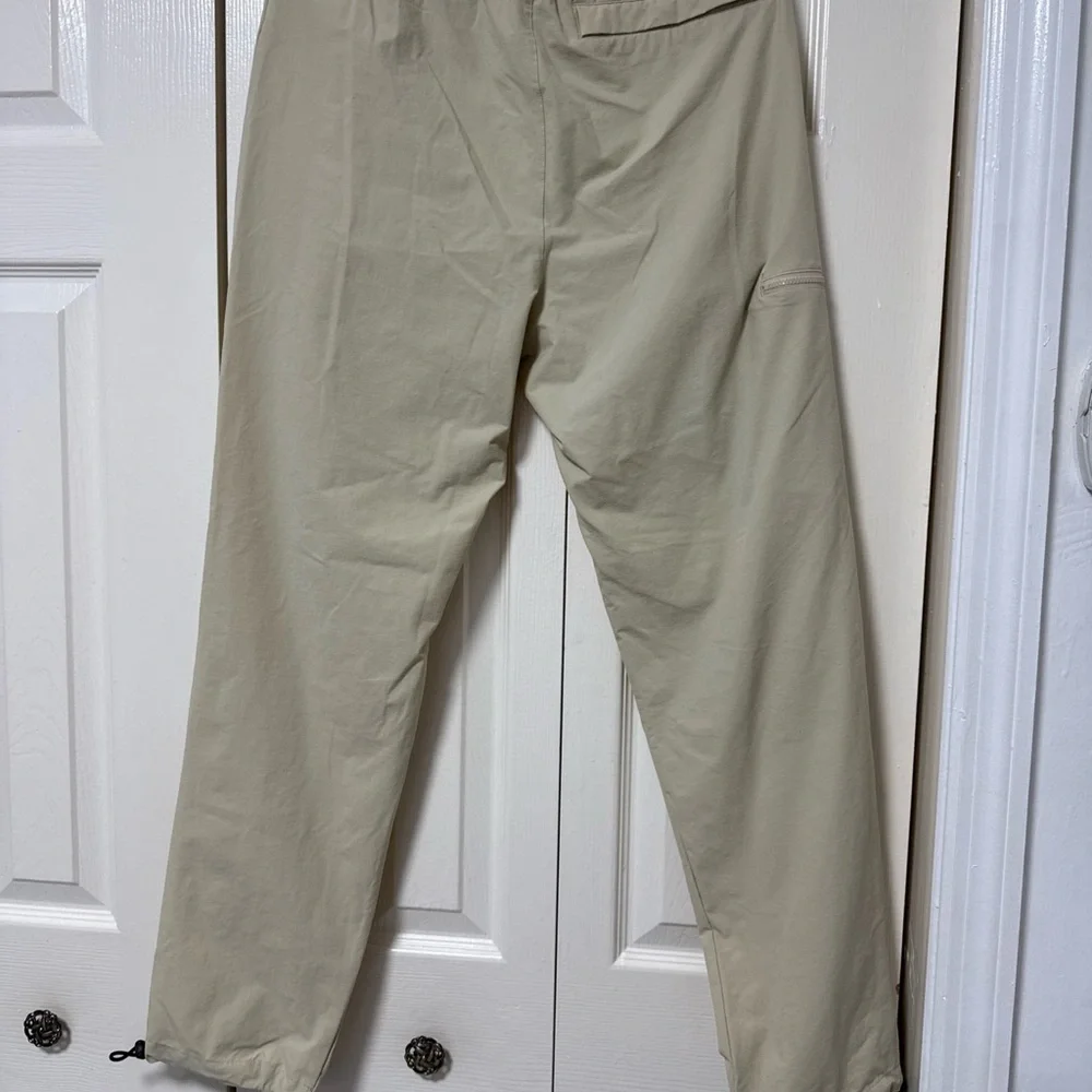 Jordan Men's Joggers in Beige with Black Jumpman A-11